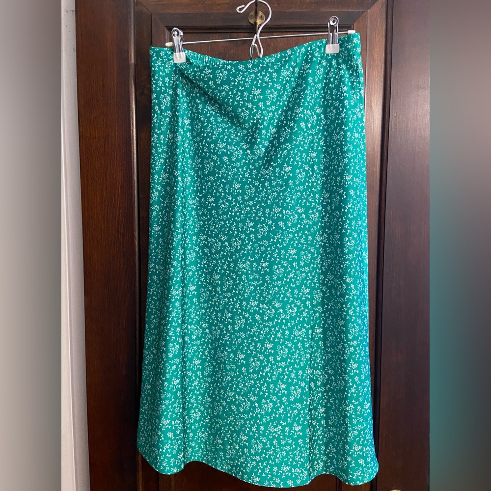 NWOT J. Crew Factory Printed Bias Slip Skirt Dublin Green Ivory Floral Medium